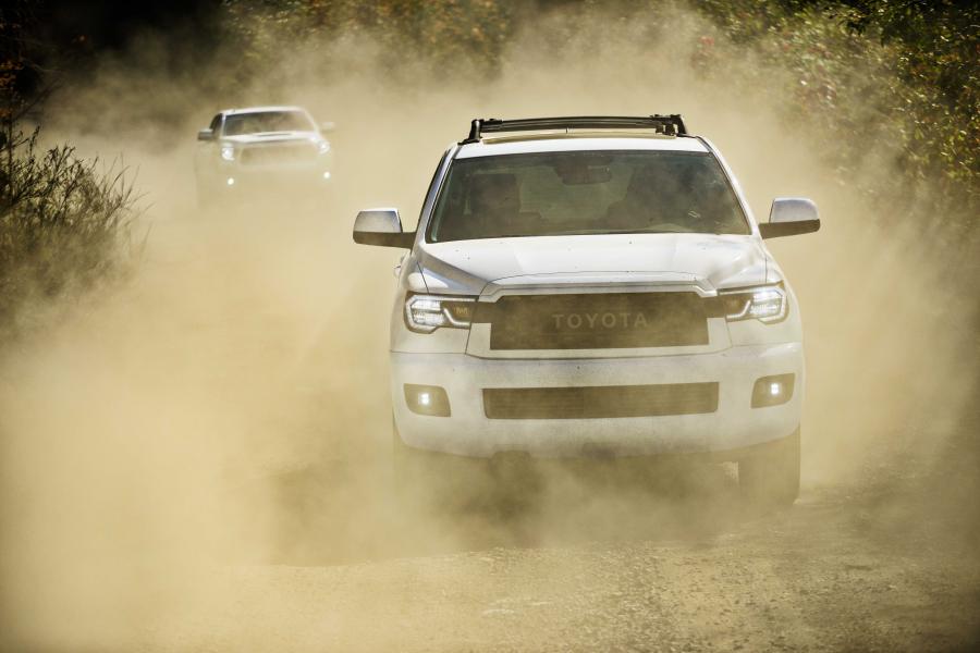  Toyota Sequoia TRD Pro 2019 года  (фото 7 из 42)
